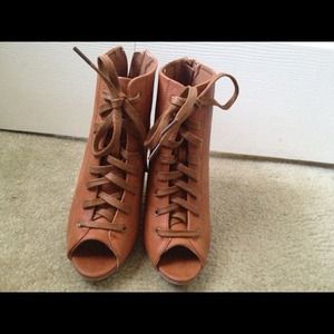 Love culture cognac lace up wedges