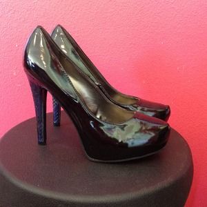 Sassy black patent heels