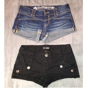 Express shorts ( BLACK ✋❌ SOLD ON EBAY ❌✋)