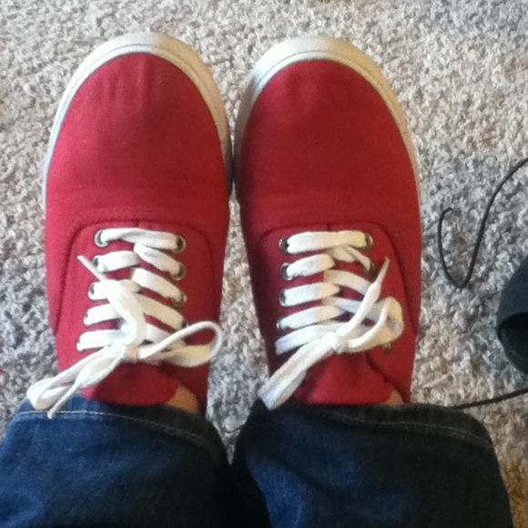 Mossimo red flats