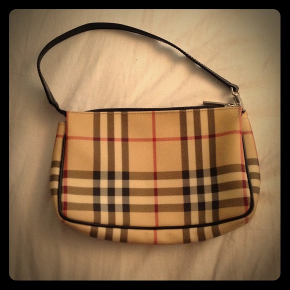 ‼️REDUCED‼️ Authentic small Burberry London purse.