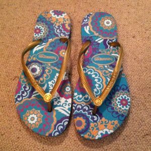SOLD Havaianas Slim flip flops