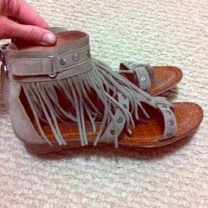 Sam Edelman fringe sandals. Sz 6.5