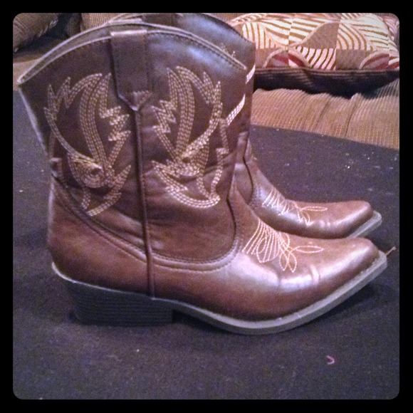 Cow girl boots!