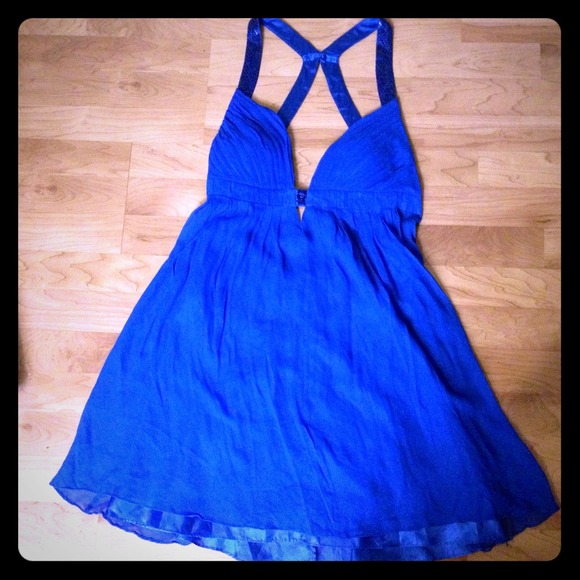 ⛔SOLD⛔💎Beautiful Royal Blue silk dress