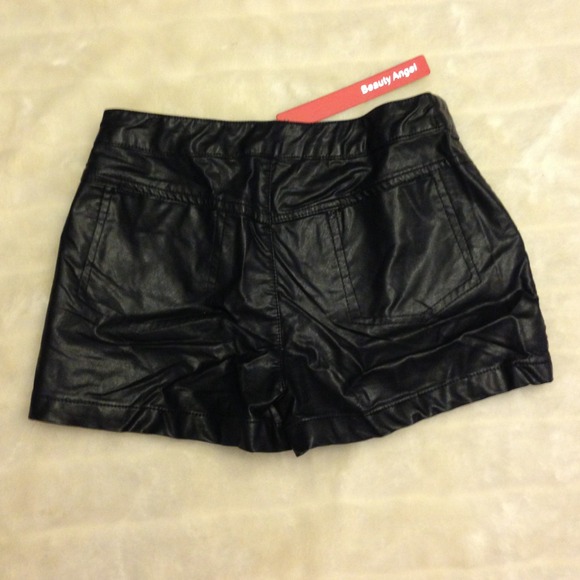 Faux Leather Rocker Shorts - Picture 4 of 4
