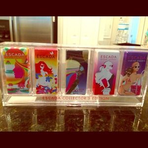 ESCADA PERFUME SAMPLE SET 😀