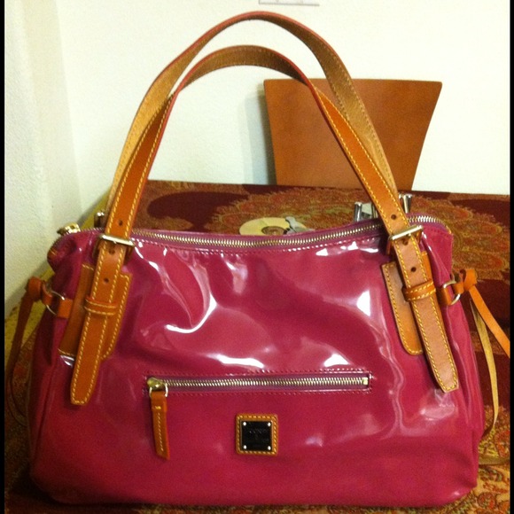 Dooney & Bourke brand new handbag. - Picture 1 of 4