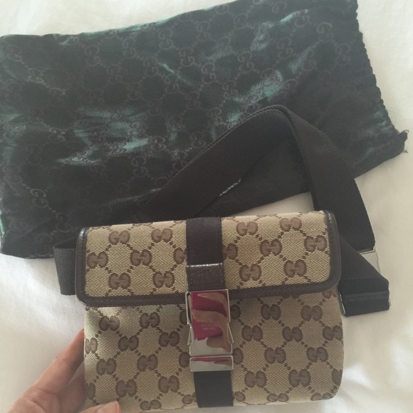 Authentic Gucci waist belt bag