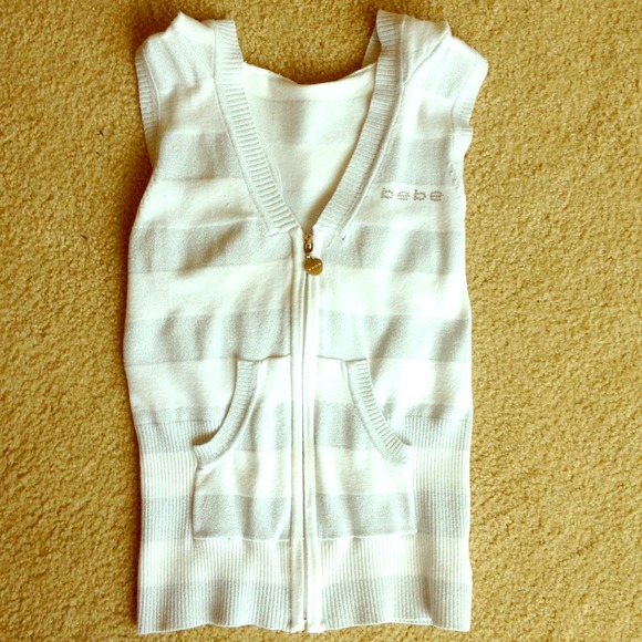 💥SOLD💥bebe stripped hooded zip up tank