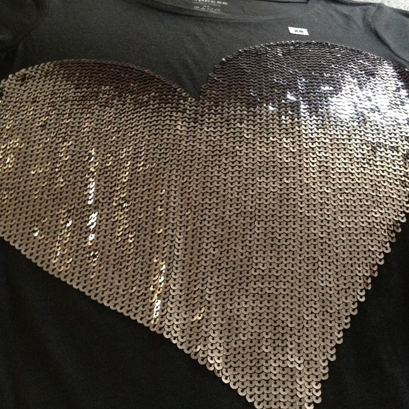 NWOT Express Sequin Heart shirt - Picture 3 of 3