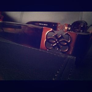 Beautiful guess sunglasses !!