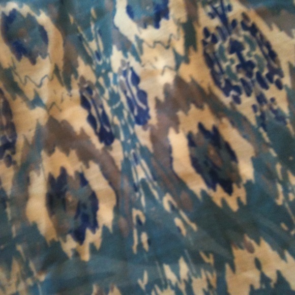 Blue scarf - Picture 3 of 3