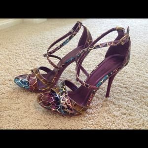 Just Fabulous snake skin brand new heels