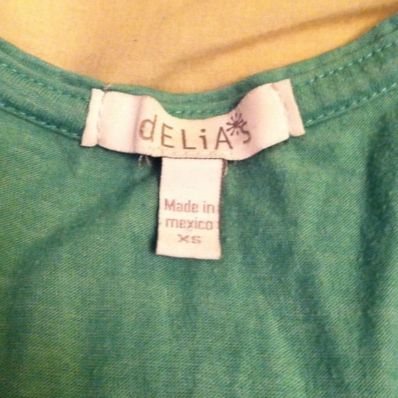 Turquoise colored tee - Picture 3 of 4