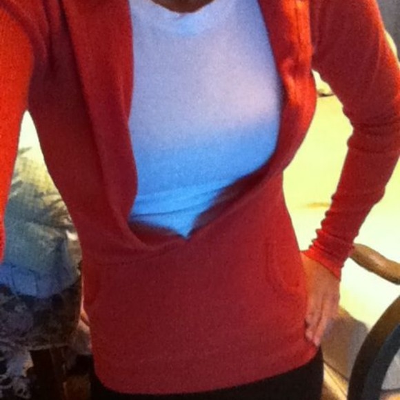 Rustic orange pullover hoodie - Picture 2 of 4