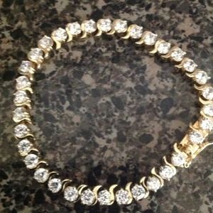 Fake 14k tennis bracelet!!