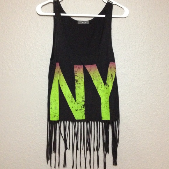 🔴Sold🔴 in bundle NY fringe tank