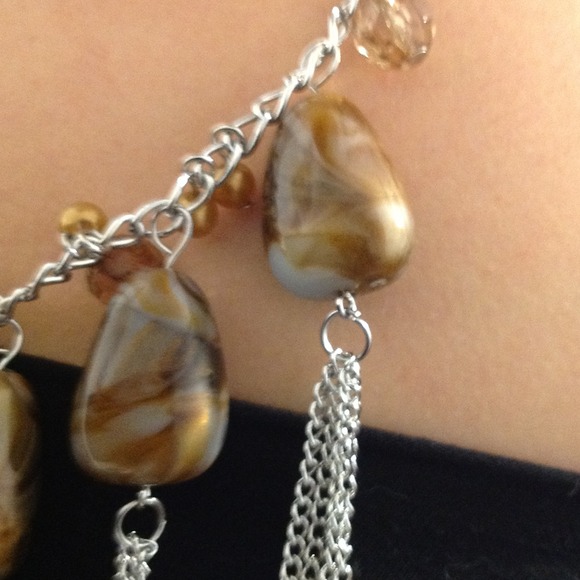 Multicolor necklace - Picture 4 of 4