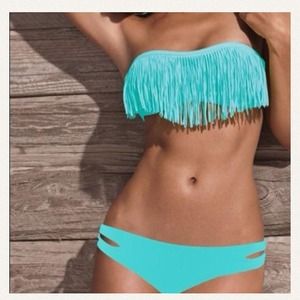 🚫Sold🚫 teal fringe strapless bikini