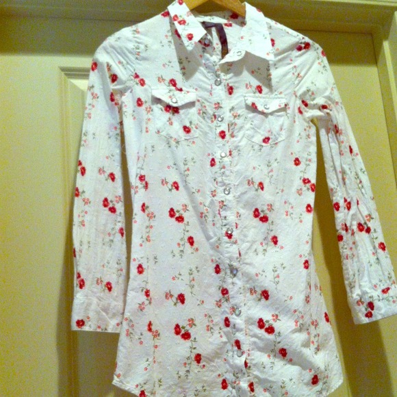 Cute Pearl Snap Button Shirt