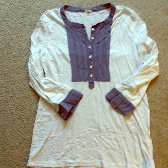 J.Crew Henley Top 🚫SOLD @sindee64🚫