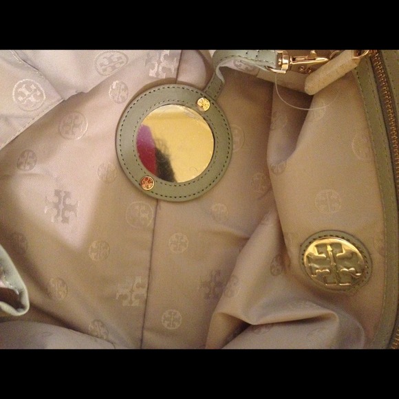 ❎SOLD❎Tory Burch Megan Satchel - Picture 2 of 4