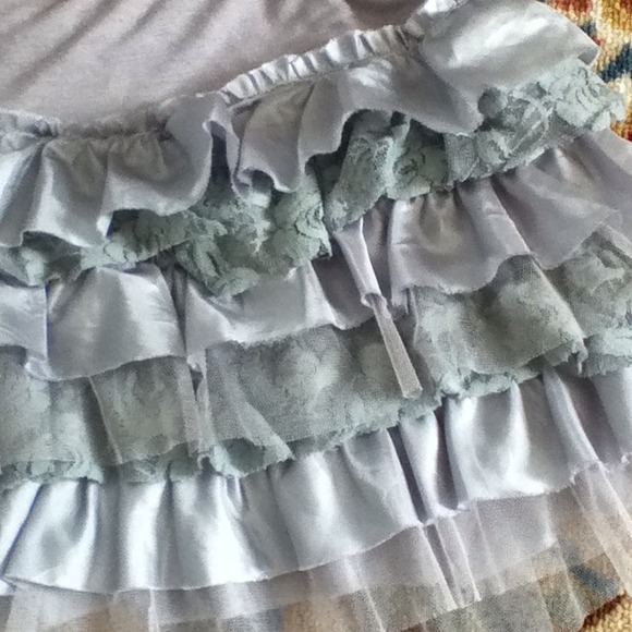 Mini grey skirt - Picture 2 of 2