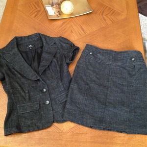 Pencil skirt suit!!! $6