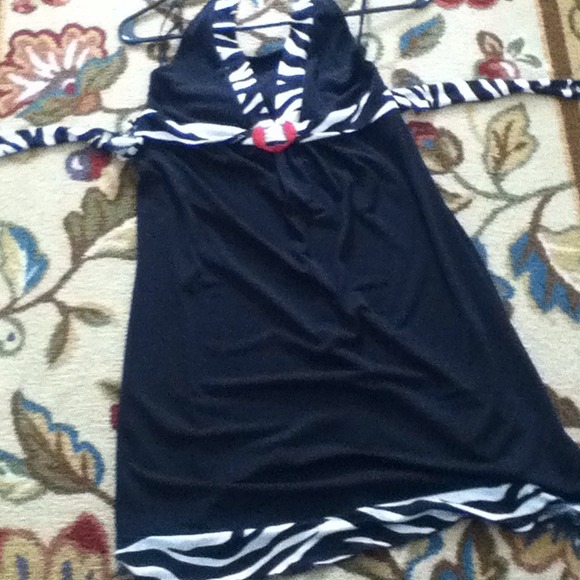 Black dress with zebra printing - Picture 2 of 2