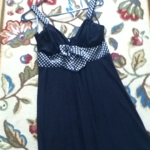 Black dress with poka dots - Picture 1 of 2