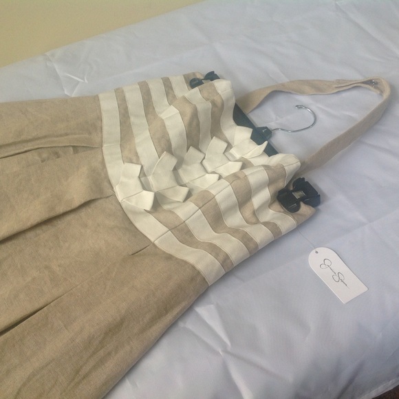 Jessica Simpson Dresses & Skirts - Jessica Simpson Halter Dress. Best offer!