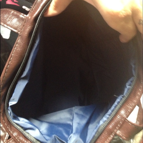 Purse - Picture 2 of 2