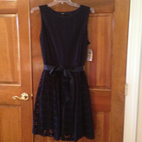 Navy Blue dress - Picture 3 of 3