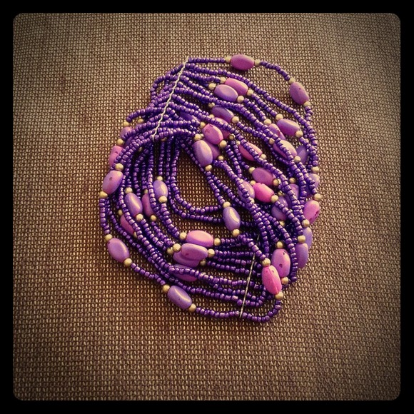 SOLD in bundle😃NEW! Cute purple stretchy bracelet