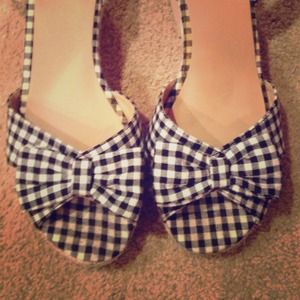 TRADED Black and white checkered heels/wedges
