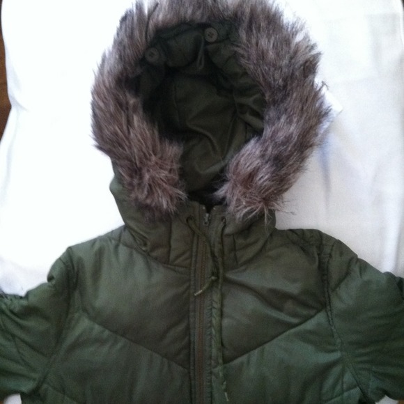 *** Bundled *** Green winter jacket