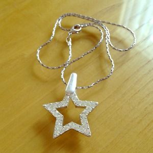 Diamond star necklace