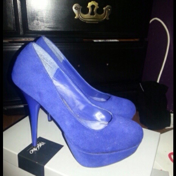 Royal blue high heels size 9