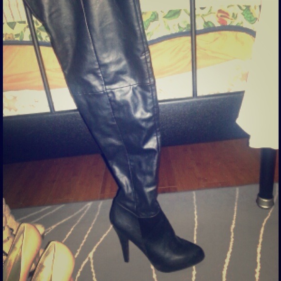 SOLD !!! Aldo thigh high boots