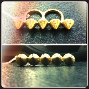 Studded Two-finger Ring