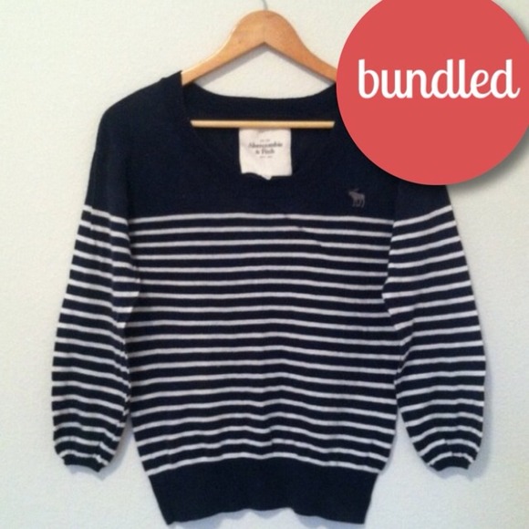 ❌SOLD❌ A&F || Navy Stripe Pullover