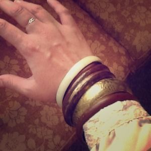 Gold and wood bangle set