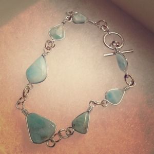 Gorgeous Latinate stone bracelet!