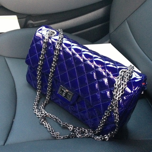 love Handbags - Velvet classic flip bag Medium size