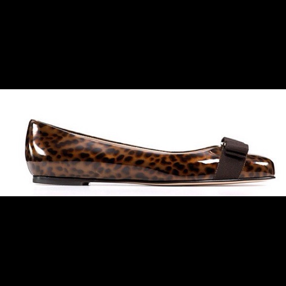 Ferragamo Varina Patent Leopard Flats 6.5 - Picture 2 of 4