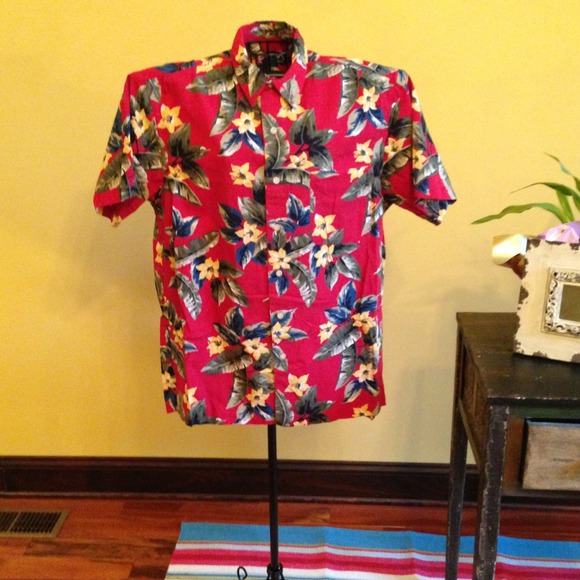 Men's Chaps by Ralph Lauren shirt.