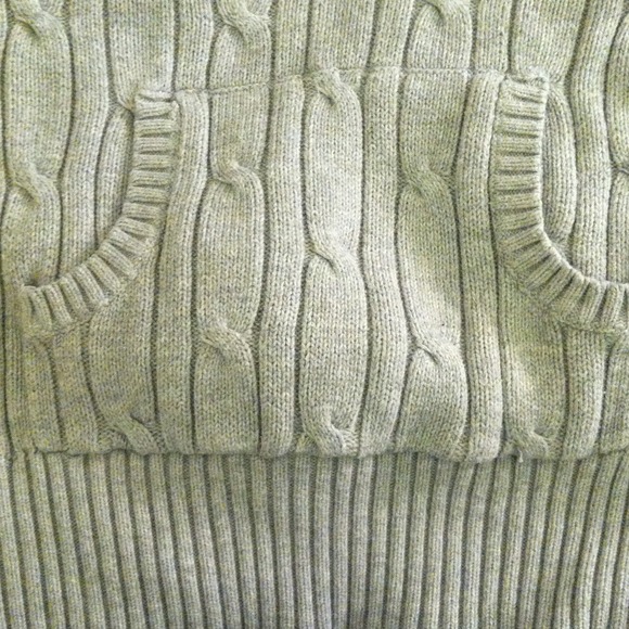 Hooded sweater - Picture 2 of 2