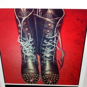 Spiked boots