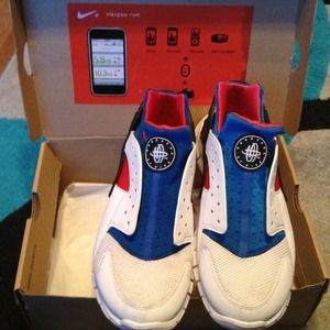 Huarache Free Run size 10 mens $50